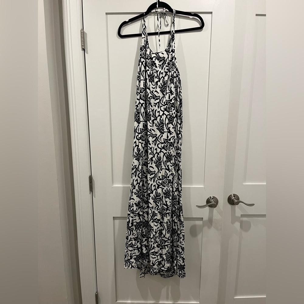 LOFT Black White Floral Maxi Dress Boho Sleeveless Size Medium